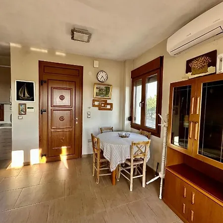Elia In Villa